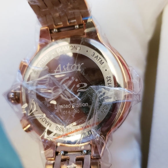 Gevril Women's Astor Chronograph Diamond Bracelet Watch, 40mm-0.227ctw - Picture 16 of 16